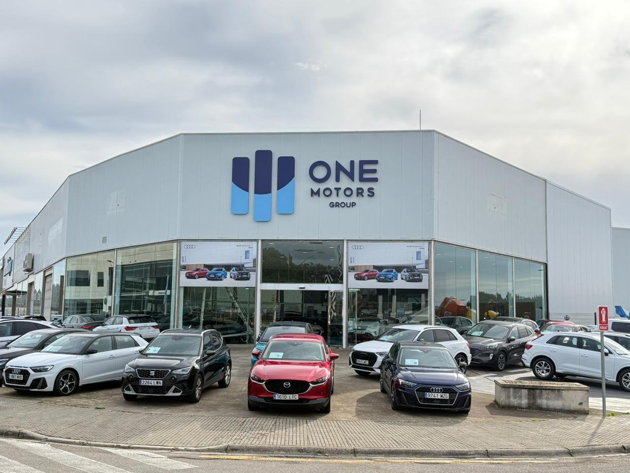 Concesionario One Motors Selection